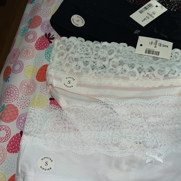 Aeropostale Hipster Undies - Picture 4 of 5
